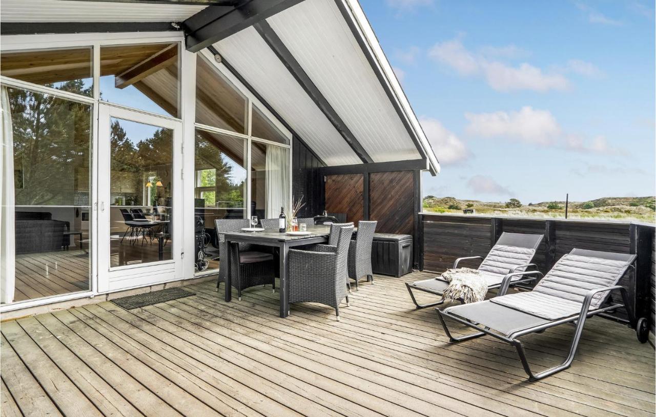 Amazing Home In Blavand With Wifi Buitenkant foto