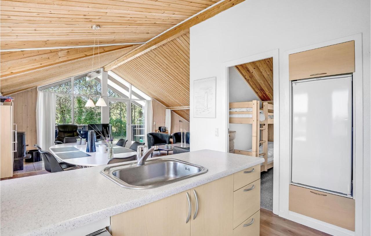 Amazing Home In Blavand With Wifi Buitenkant foto