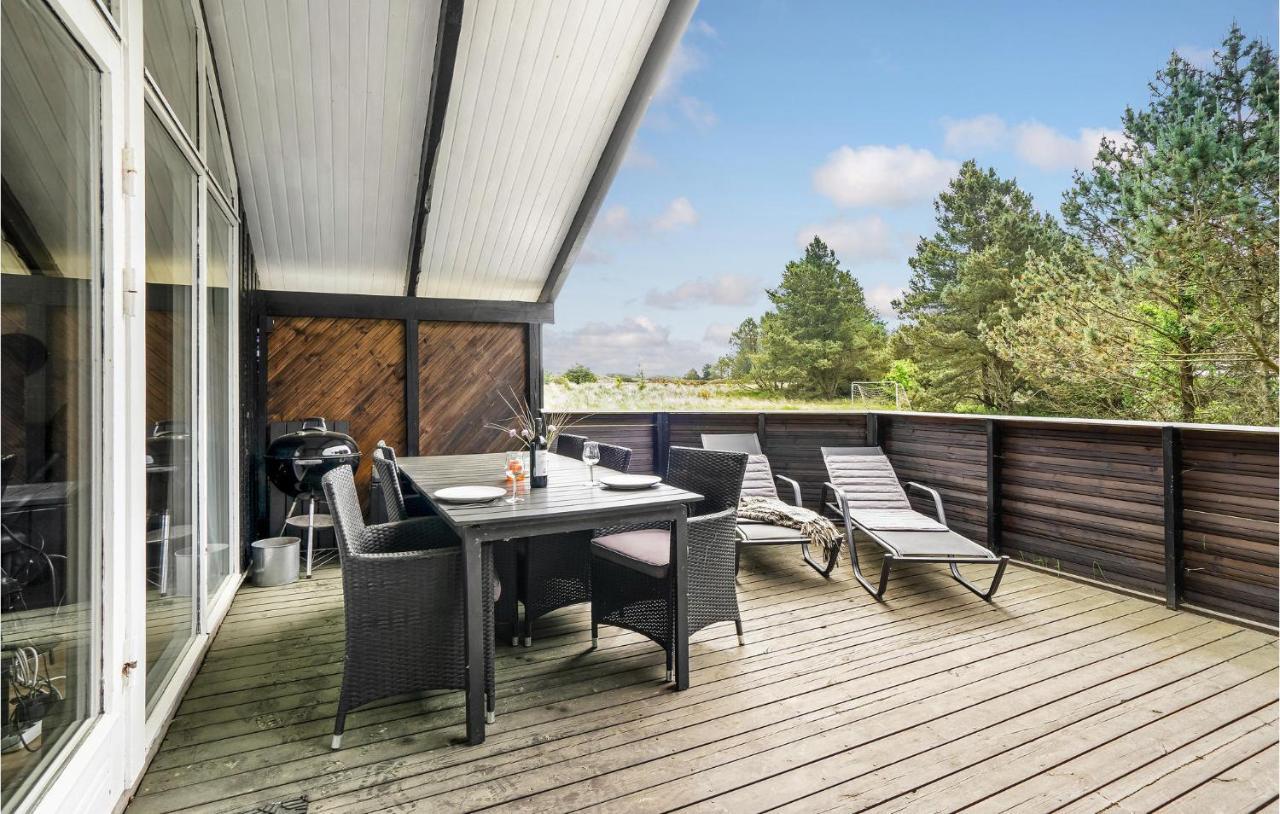 Amazing Home In Blavand With Wifi Buitenkant foto